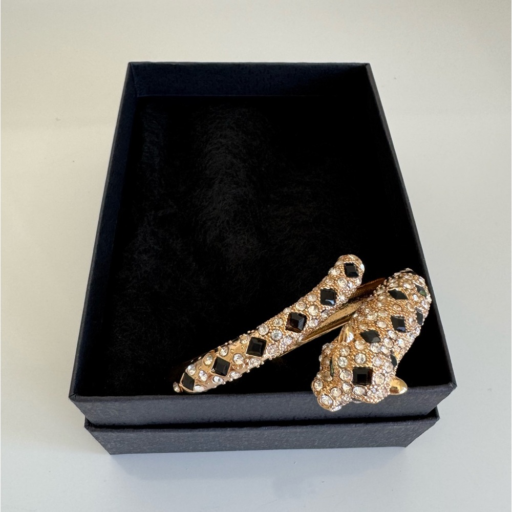 Sparkly Leopard Bracelet